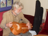 Sverre Jensen playing hurdy-gurdy (photo: JS)